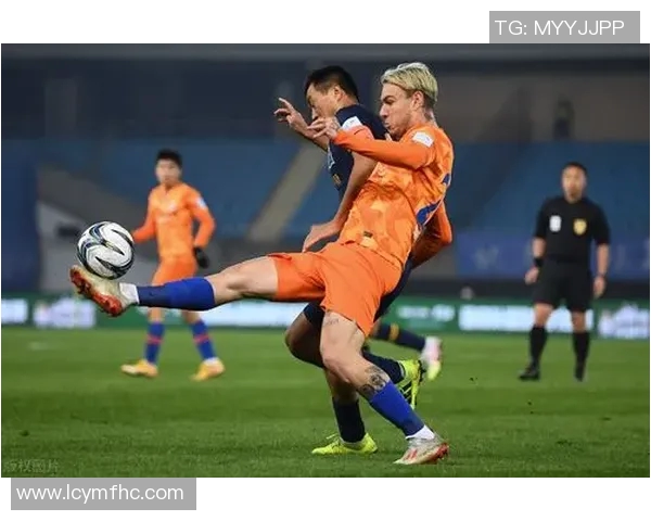 鲁能与重庆激战正酣比赛结果揭晓引发球迷热议